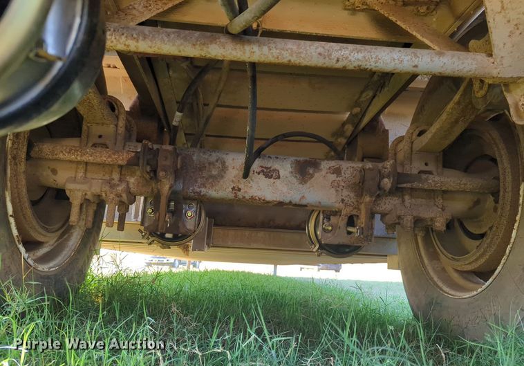 image for item EQ2193 1983 Merritt Cattle Drive livestock trailer