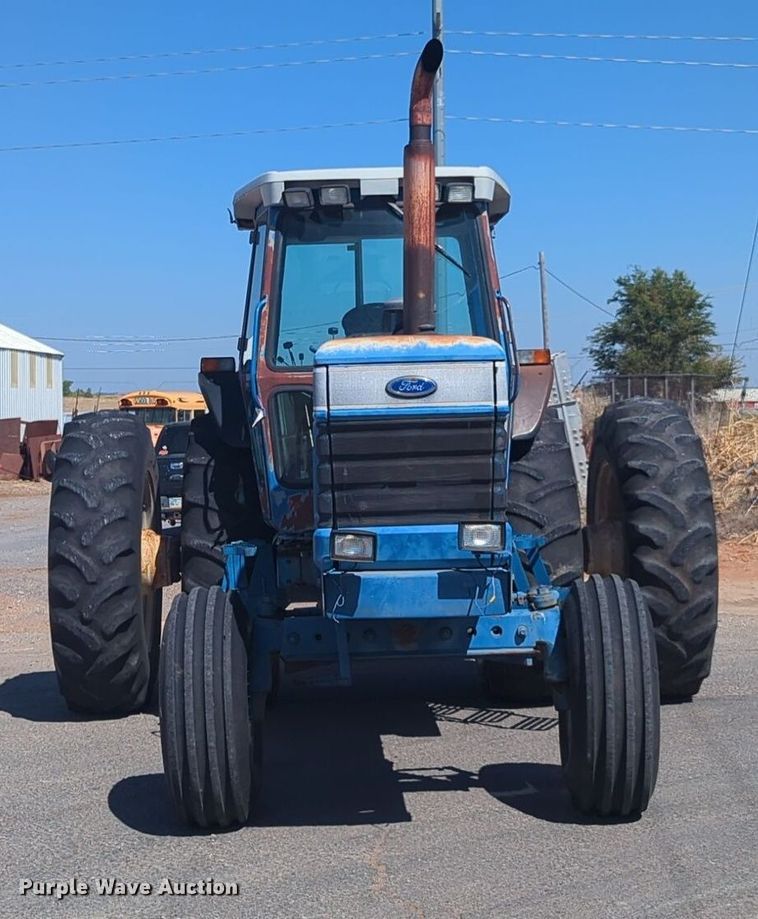 image for item EQ2196 1991 Ford  8730 tractor