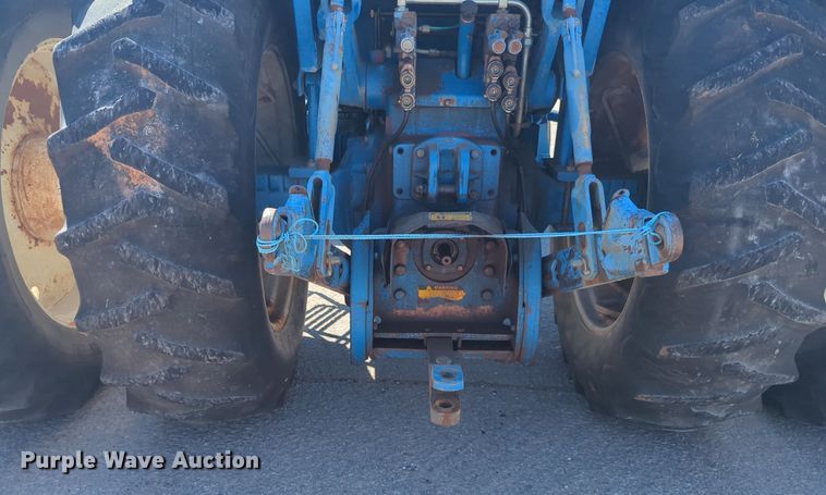 image for item EQ2196 1991 Ford  8730 tractor