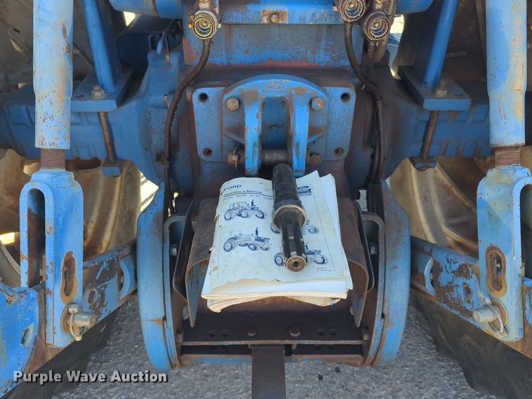 image for item EQ2196 1991 Ford  8730 tractor