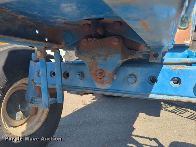 image for item EQ2196 1991 Ford  8730 tractor