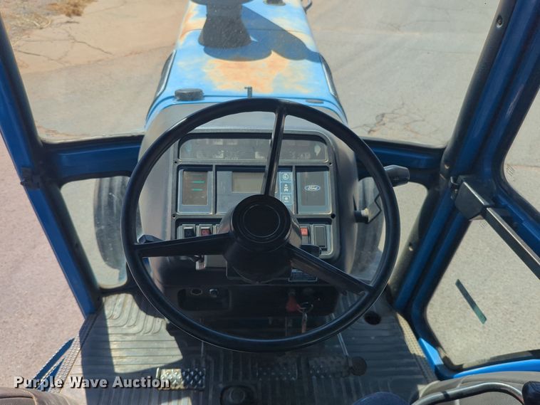 image for item EQ2196 1991 Ford  8730 tractor