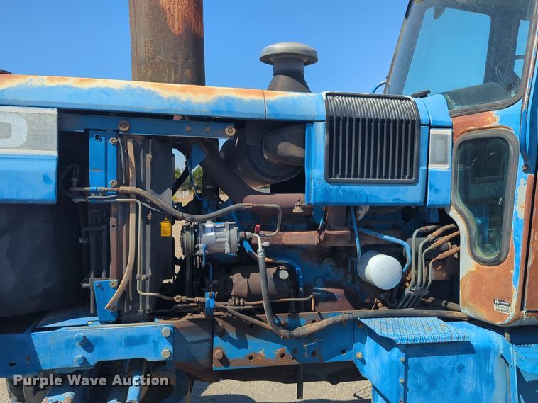 image for item EQ2196 1991 Ford  8730 tractor