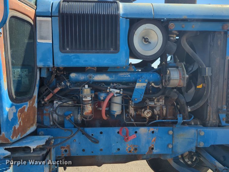 image for item EQ2196 1991 Ford  8730 tractor