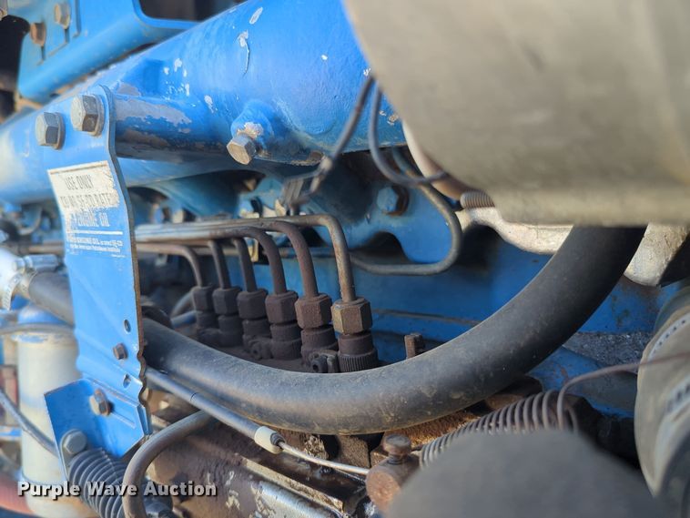 image for item EQ2196 1991 Ford  8730 tractor