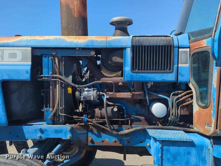 image for item EQ2196 1991 Ford  8730 tractor