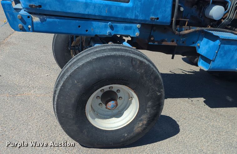 image for item EQ2196 1991 Ford  8730 tractor