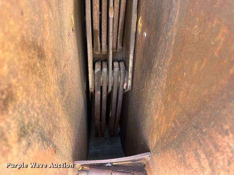 image for item ER8006 Burrows 760 feed mixer