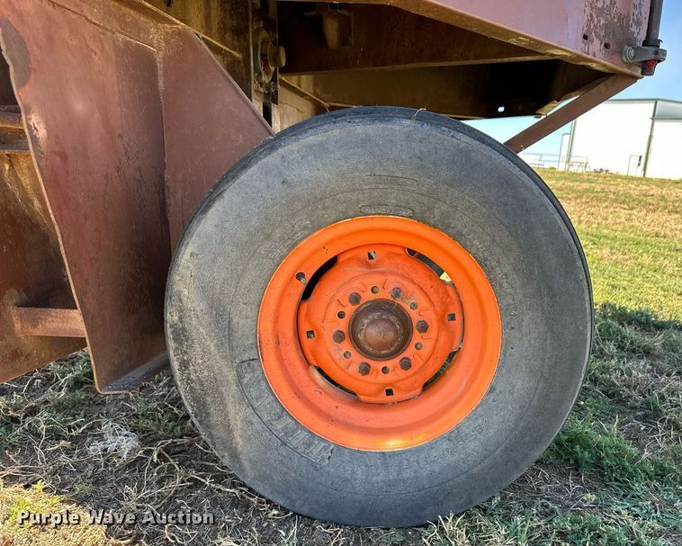 image for item ER8006 Burrows 760 feed mixer