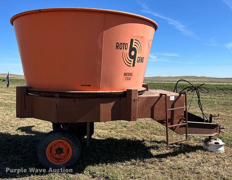 image for item ER8011 Burrows 760 feed mixer