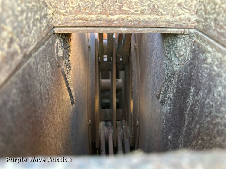 image for item ER8011 Burrows 760 feed mixer