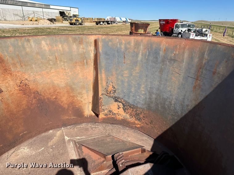 image for item ER8011 Burrows 760 feed mixer