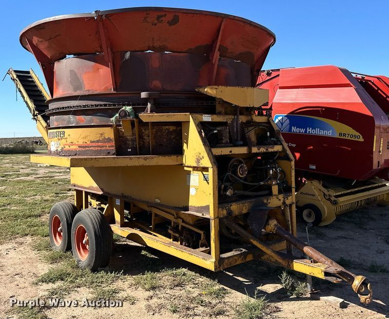 image for item ER8021 Haybuster H1100 bale processor