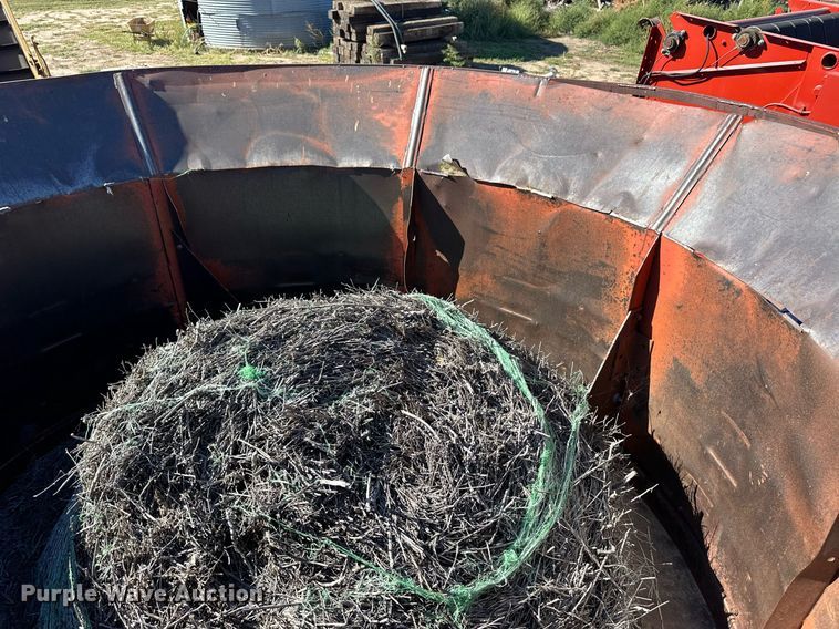 image for item ER8021 Haybuster H1100 bale processor