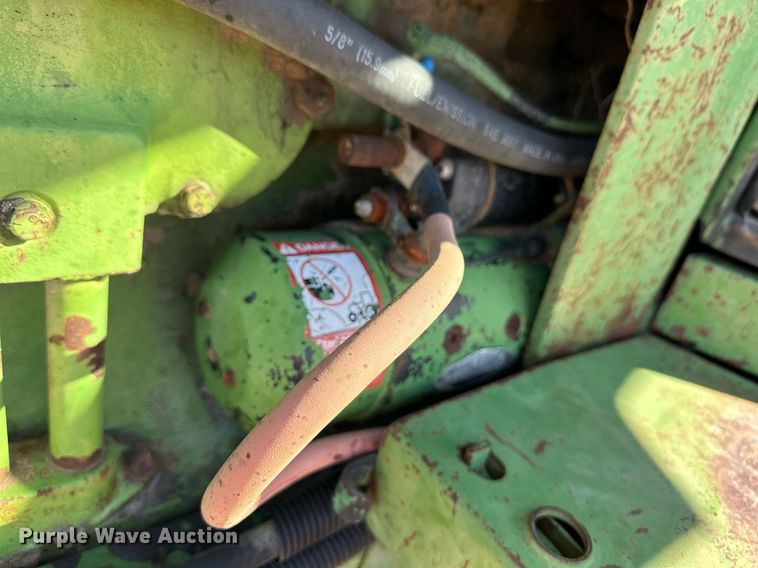 image for item ER8023 1976 John Deere 4430 tractor