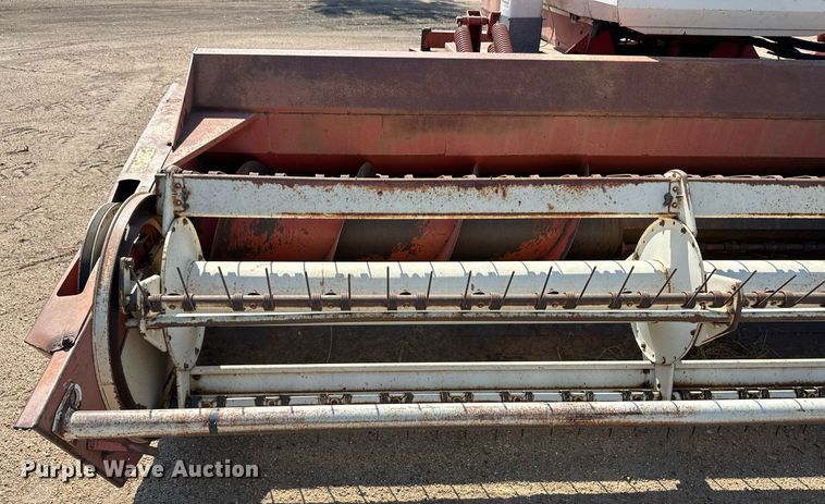 image for item ER8043 Hesston 6600 swather / windrower