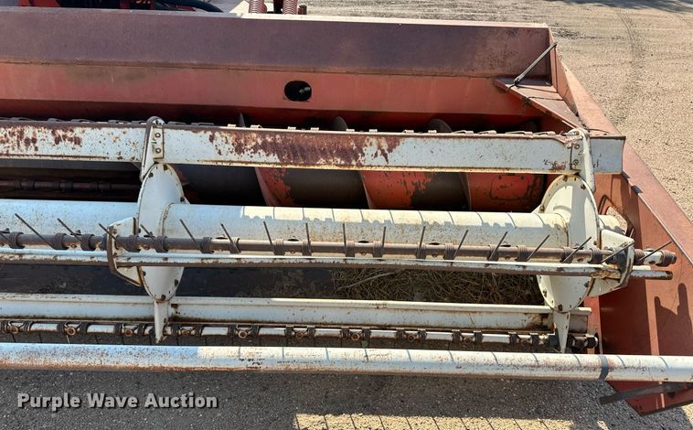 image for item ER8043 Hesston 6600 swather / windrower