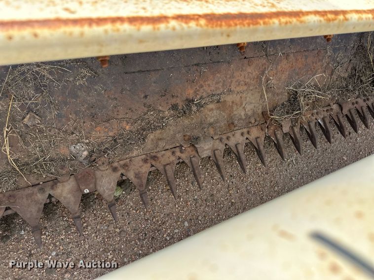 image for item ER8043 Hesston 6600 swather / windrower