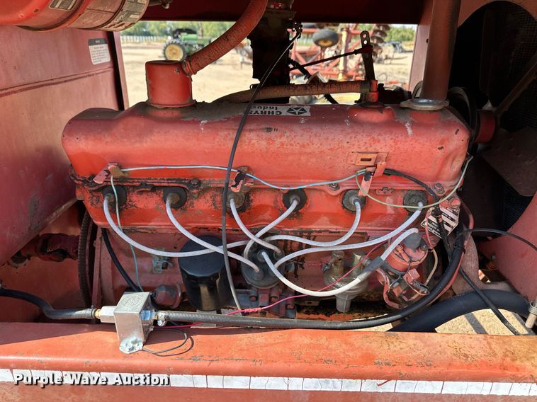 image for item ER8043 Hesston 6600 swather / windrower