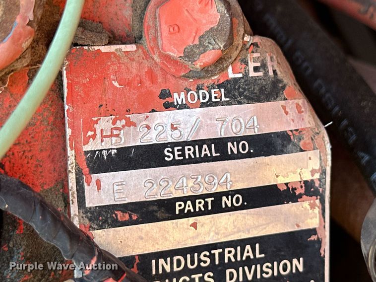 image for item ER8043 Hesston 6600 swather / windrower