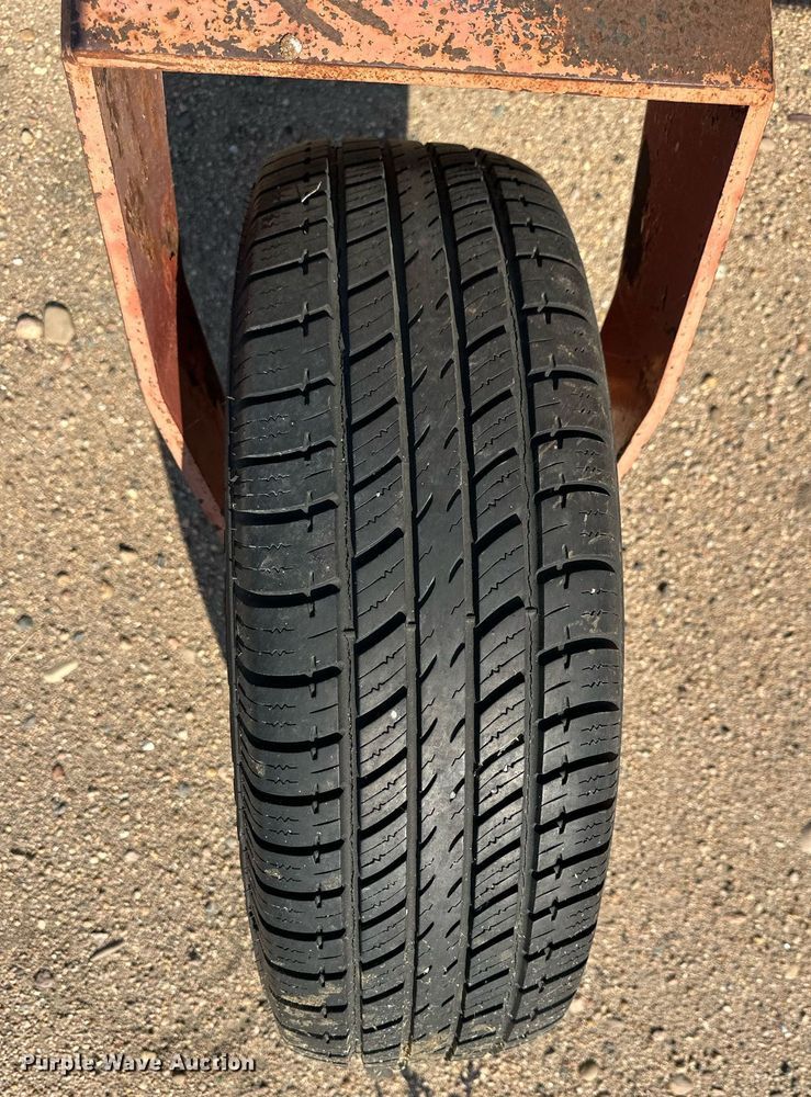 image for item ER8043 Hesston 6600 swather / windrower