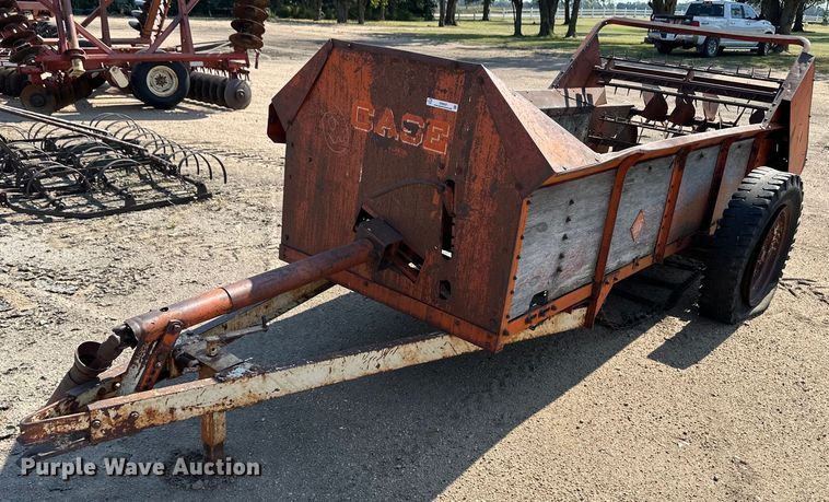 image for item ER8047 Case 115 manure spreader