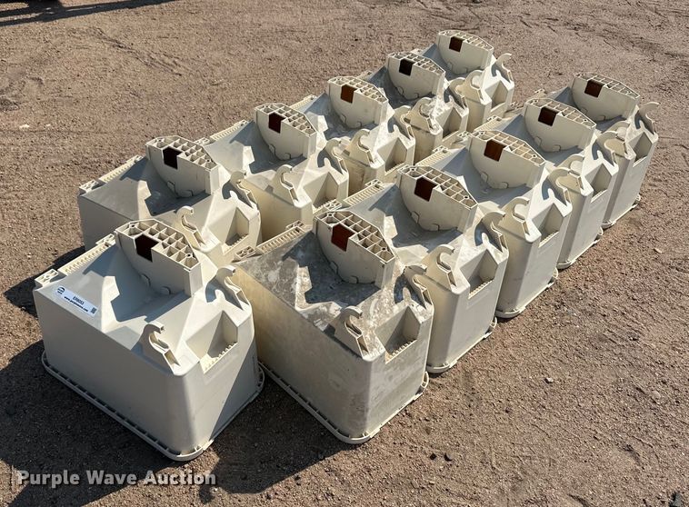 image for item ER8053 (11) planter seed hoppers