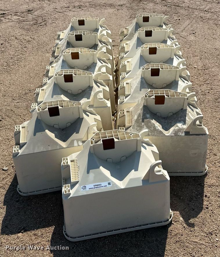 image for item ER8053 (11) planter seed hoppers