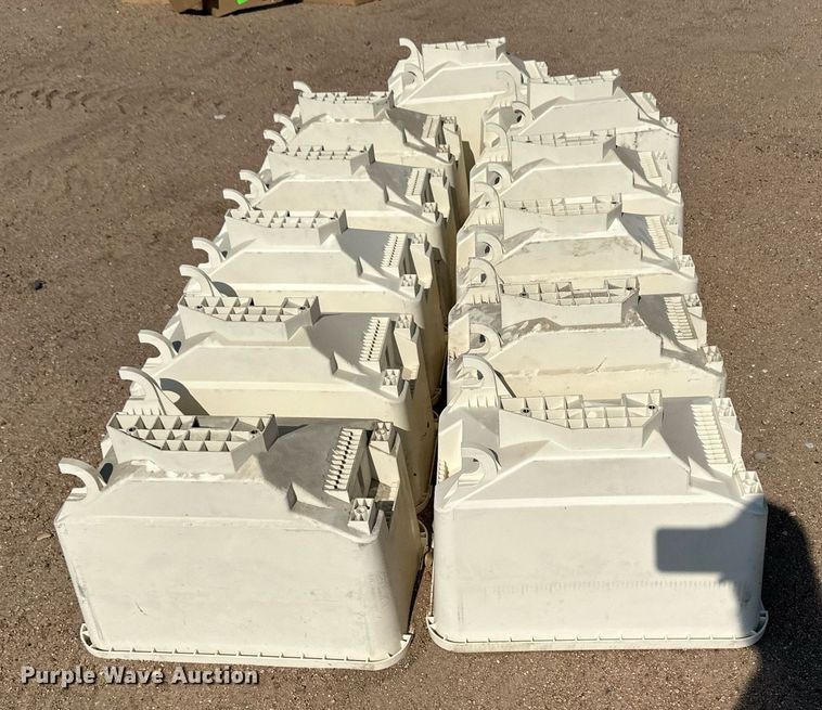 image for item ER8053 (11) planter seed hoppers