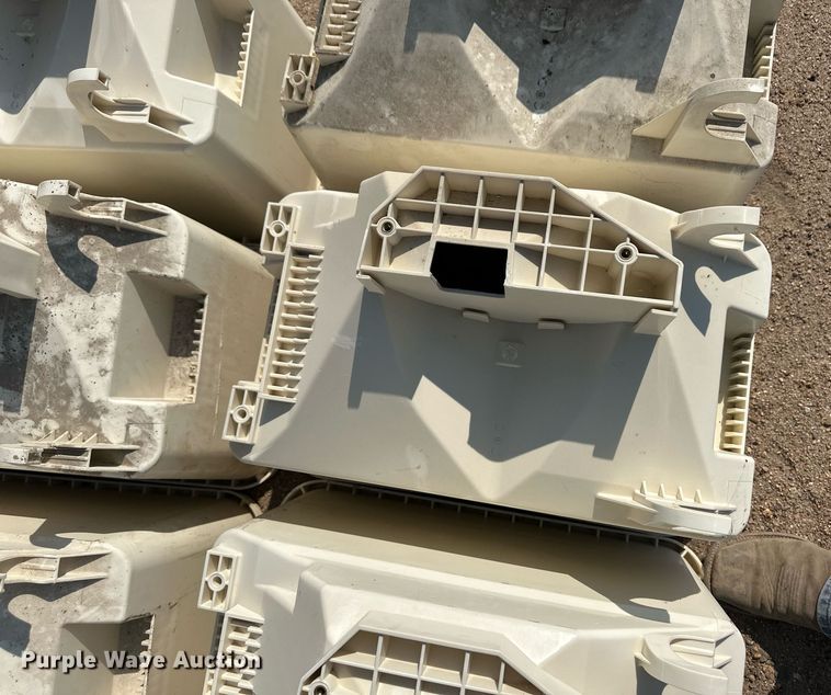 image for item ER8053 (11) planter seed hoppers