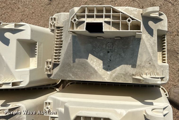 image for item ER8053 (11) planter seed hoppers