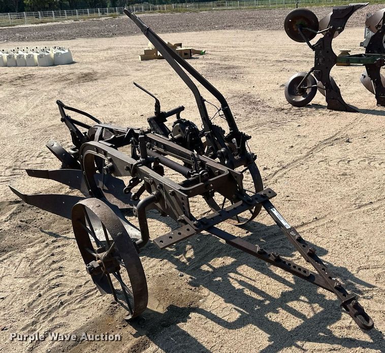 image for item ER8058 Plow