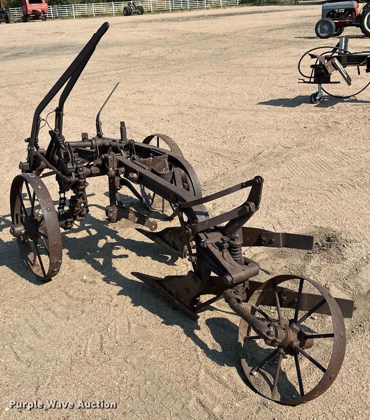 image for item ER8058 Plow