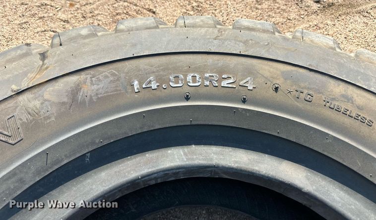 image for item ER8061 Double Coin 14.00R24 tire