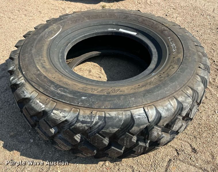 image for item ER8061 Double Coin 14.00R24 tire