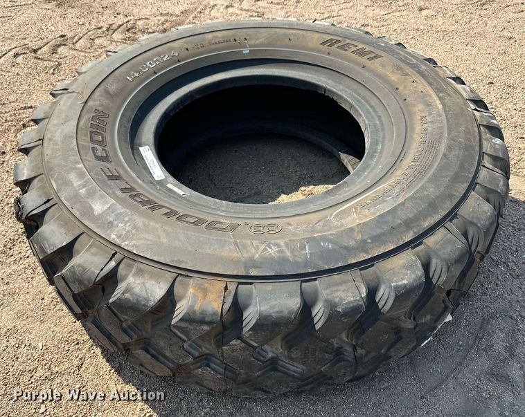 image for item ER8061 Double Coin 14.00R24 tire