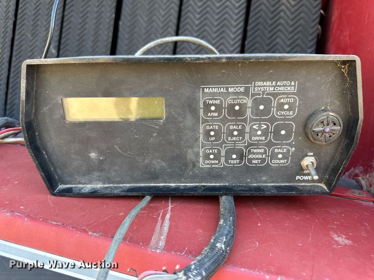 image for item ER8072 1994 Case IH 8465A round baler