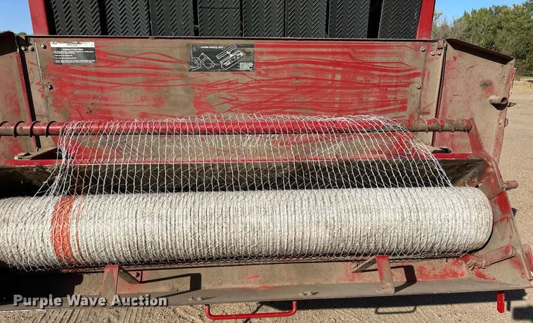 image for item ER8072 1994 Case IH 8465A round baler