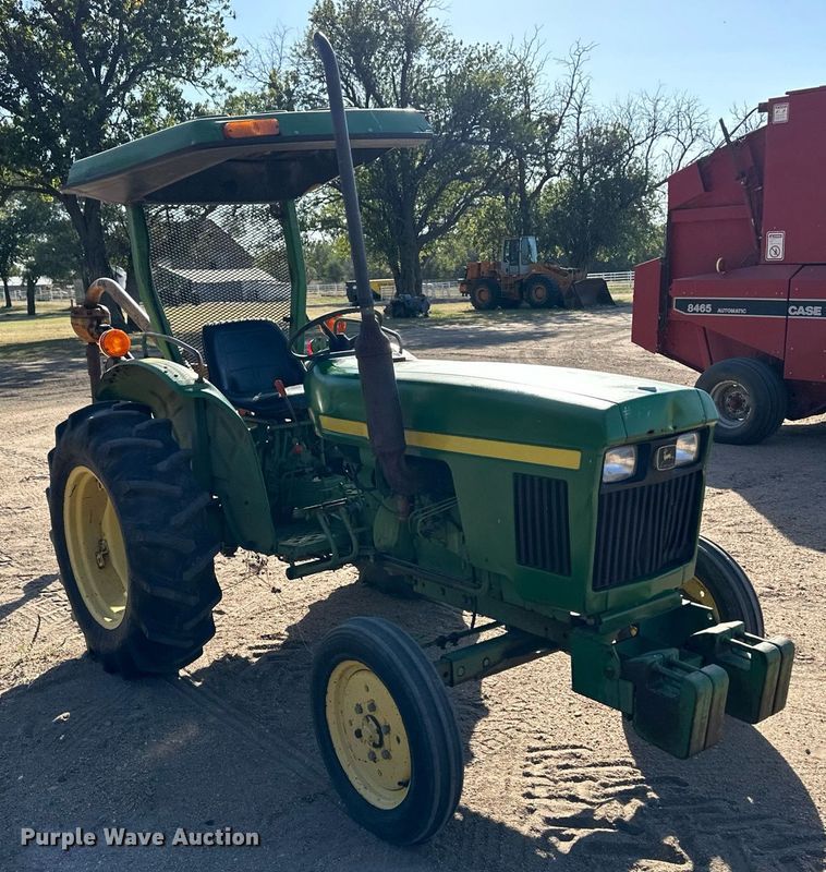 image for item ER8073 1978 John Deere 850 tractor
