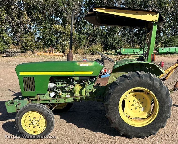image for item ER8073 1978 John Deere 850 tractor