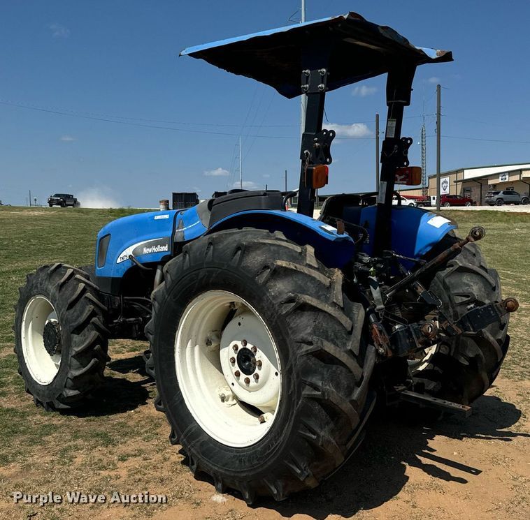 image for item IE9108 2006 New Holland TN75A MFWD tractor