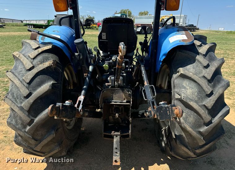 image for item IE9108 2006 New Holland TN75A MFWD tractor