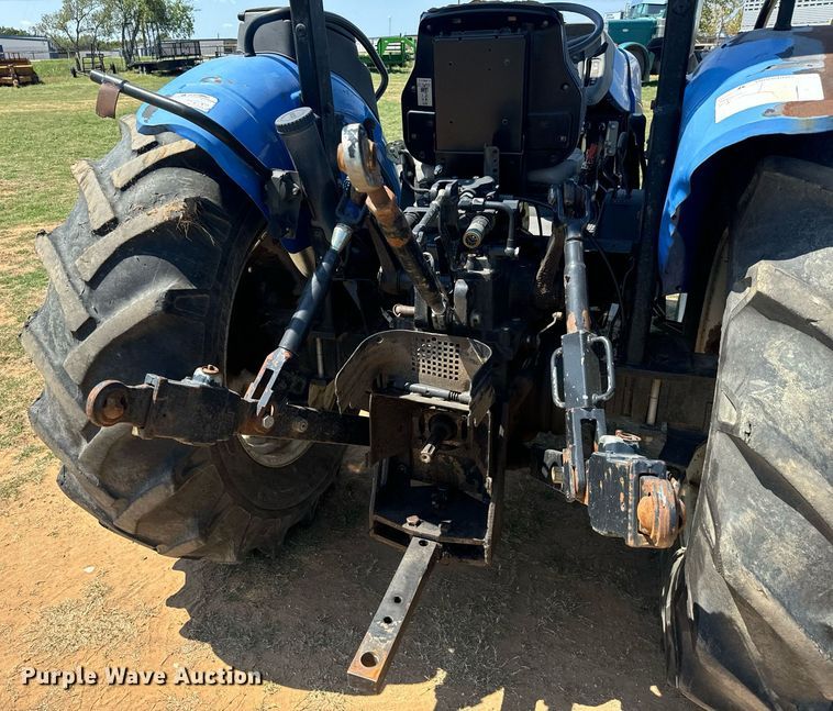 image for item IE9108 2006 New Holland TN75A MFWD tractor