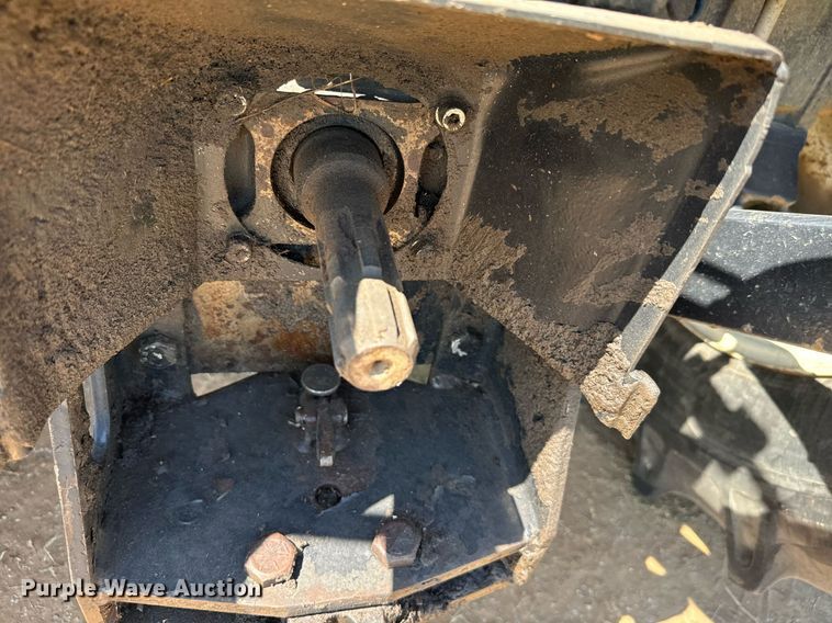 image for item IE9108 2006 New Holland TN75A MFWD tractor