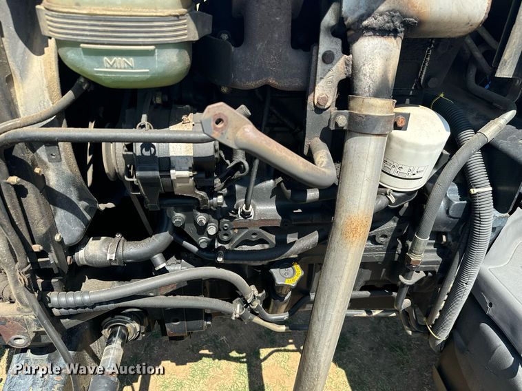 image for item IE9108 2006 New Holland TN75A MFWD tractor