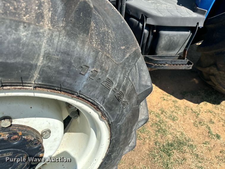 image for item IE9108 2006 New Holland TN75A MFWD tractor