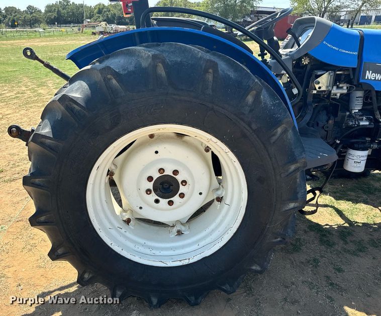 image for item IE9108 2006 New Holland TN75A MFWD tractor