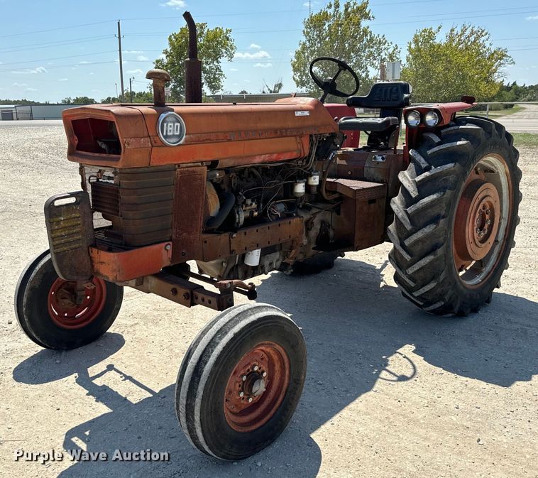 image for item IE9109 1973 Massey Ferguson 180 tractor