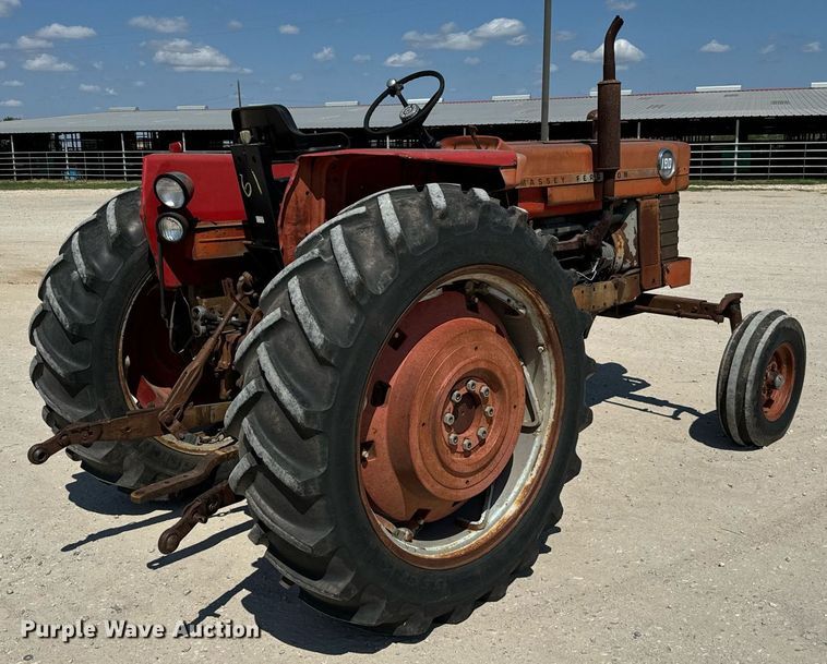 image for item IE9109 1973 Massey Ferguson 180 tractor