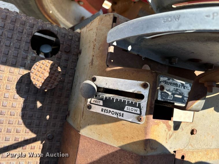 image for item IE9109 1973 Massey Ferguson 180 tractor